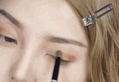 5��������ױ��ֻ�õ�3�ֻ�ױƷ�͹��ˣ������ѻ��ĸ���ѽ