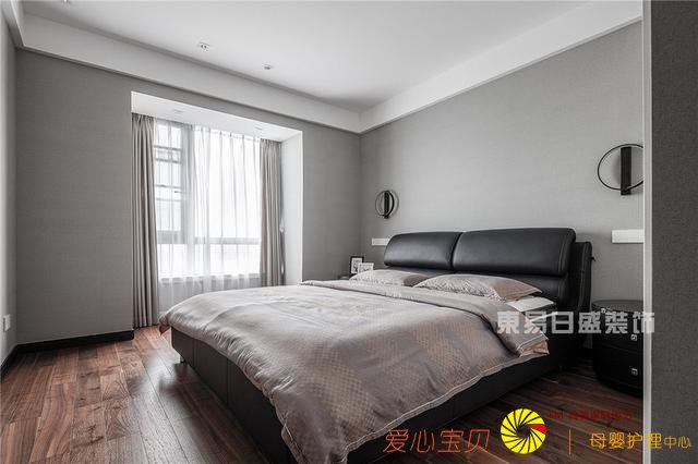 �ڰ׻Ҵ���ļҾӿռ䣬������������Ϊ����