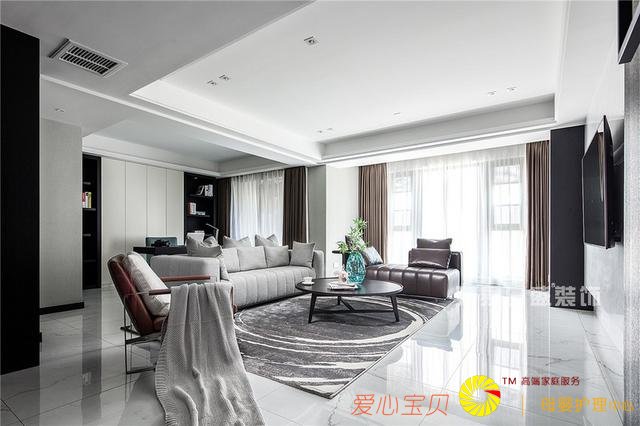 �ڰ׻Ҵ���ļҾӿռ䣬������������Ϊ����