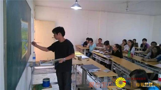 ���������տ���ѵѧУ�ļҺã�