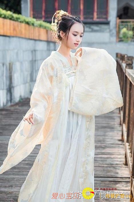 四款古装服饰,哪个最符合你气质?测你最像《如懿传》中的谁?