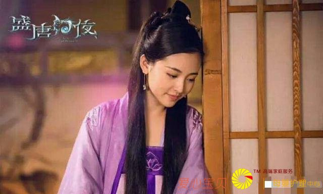 ��ʢ�ƻ�ҹ���ർ̫���°���ɫ�ˣ�˯��Ҳδ�ӹ�����ٻ��װ����