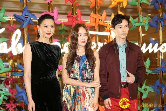 ��ʱ Jessica֣����������¸� ʥ����Krystal��ѩ