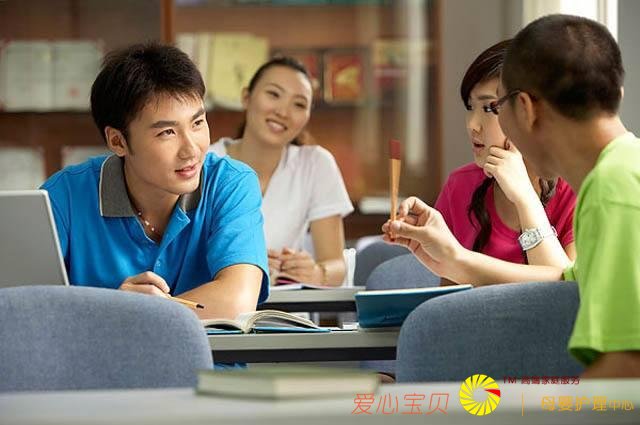 Ӣ����ѧ�ӿ�ʼ���룬��������ѧ��������Щ�ط���Ҫ��Ǯ��