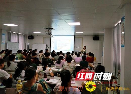 �����������ɩ��ѵ��ƶ����Ů��ҵ