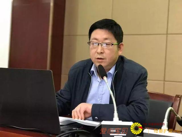 ���ǵ�У����У������ѵ�׳���ѵ --Ϊȫ�С���ί���ɲ���������